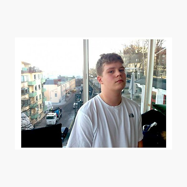 Artikel-Vorschau von YUNG LEAN, designt und verkauft von regan301.
