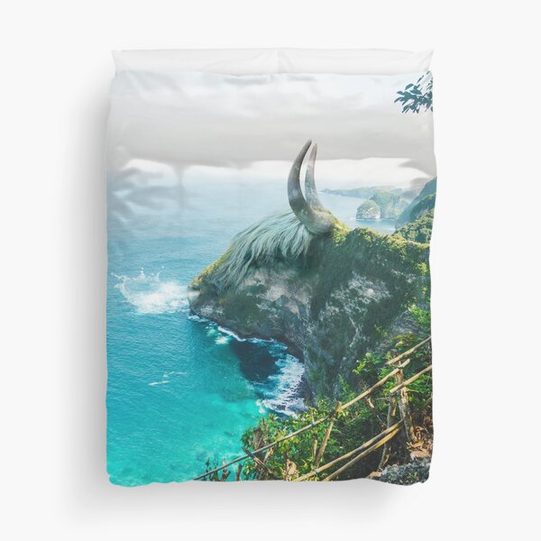 Bull Rock surreale Landschaft Bettbezug