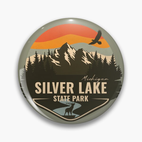 Artikelvorschau, Silver Lake State Park Michigan – MI Retro-Bergabzeichen entworfen und verkauft von mountainfad.