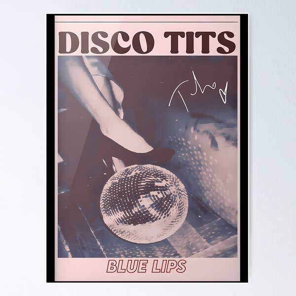 Artikel-Vorschau von Famme Love Lo Kitty Cat Lo 2023 – The Habits Single, designt und verkauft von ArtFlameGilliam.