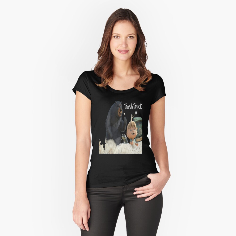 Artikel-Vorschau von Tailliertes Rundhals-Shirt, designt und verkauft von FabStylesCo.