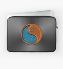 Cancer & Rabbit Yin Wood Laptop Sleeve