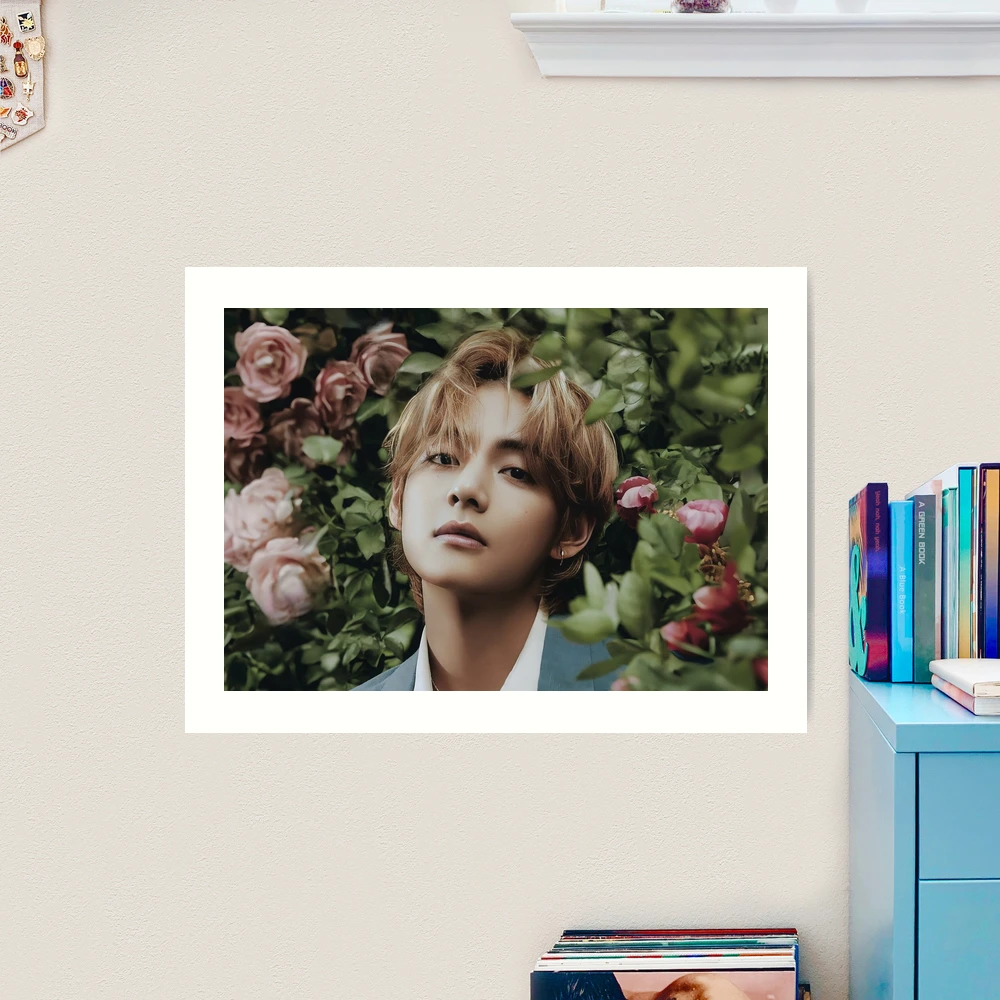 Kim Taehyung bts v in flowers