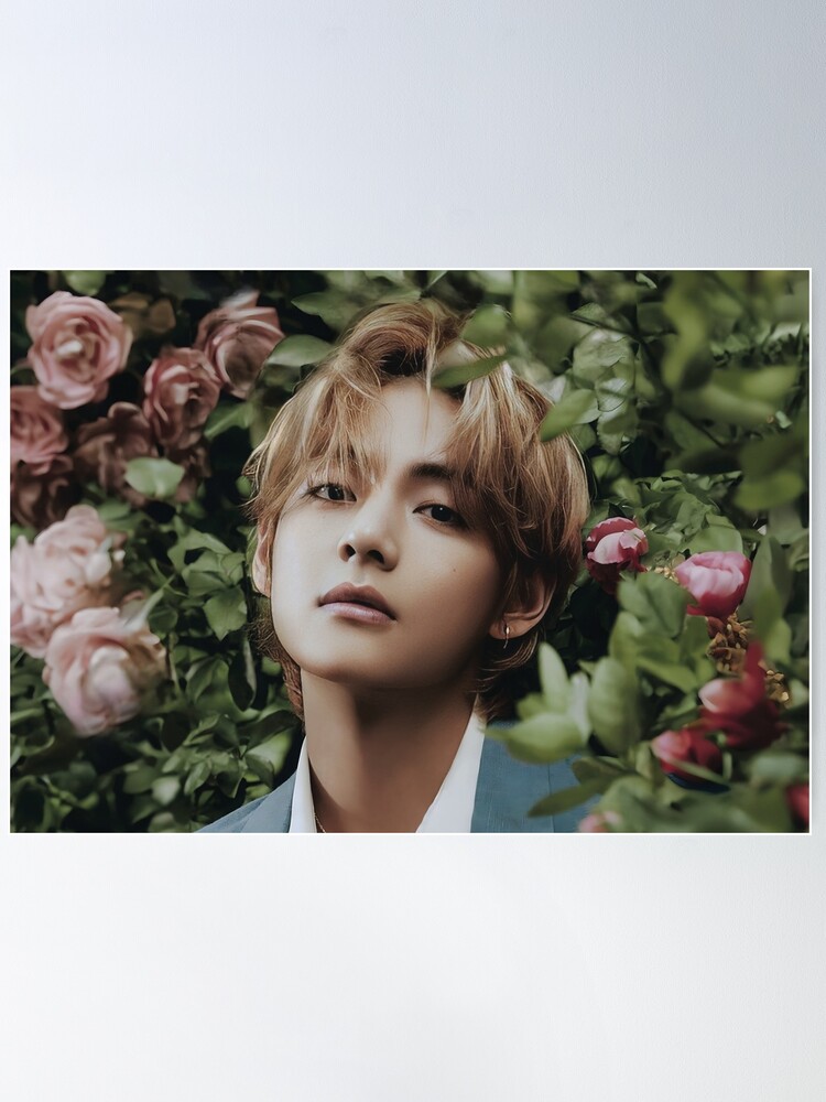 Kim Taehyung bts v in flowers