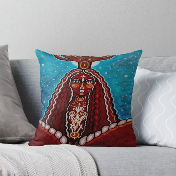 DOMINA CAPRA Throw Pillow