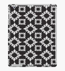 BLACK ORNAMENTAL Pop Art iPad Case/Skin