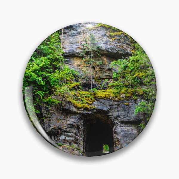 Artikelvorschau, Der Kyle Tunnel, Avery, Idaho, USA entworfen und verkauft von Bryan Spellman.