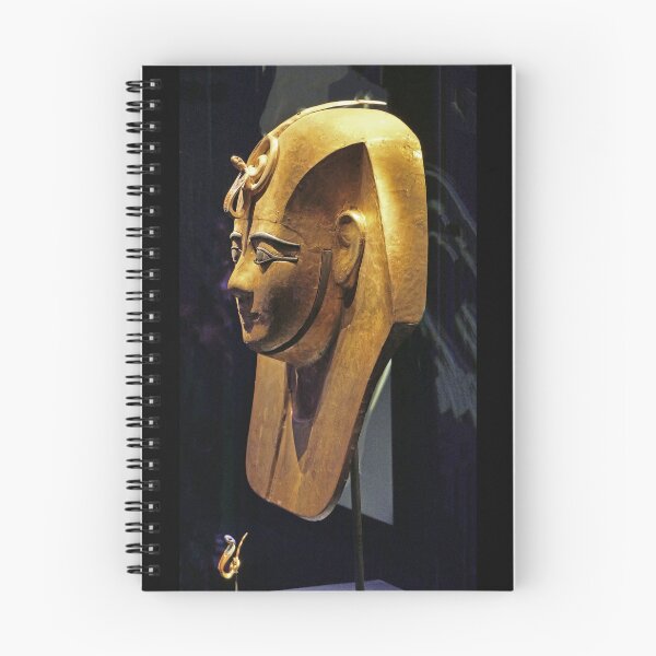 Aperçu de l'œuvre vr 3435 / finition 2023 - 32 - Masque en bois plaqué en or du cercueil d’Aménémopé - ramsès ll - Okaio Créations Olavia-Olao créée et vendue par o.okaïo.