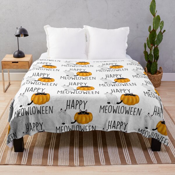 Artikelvorschau, Happy Meowloween entworfen und verkauft von Midwestmama94.