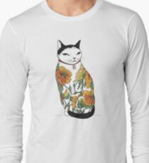 Katze in der Tiger-Blumen-Tätowierung Langarmshirt