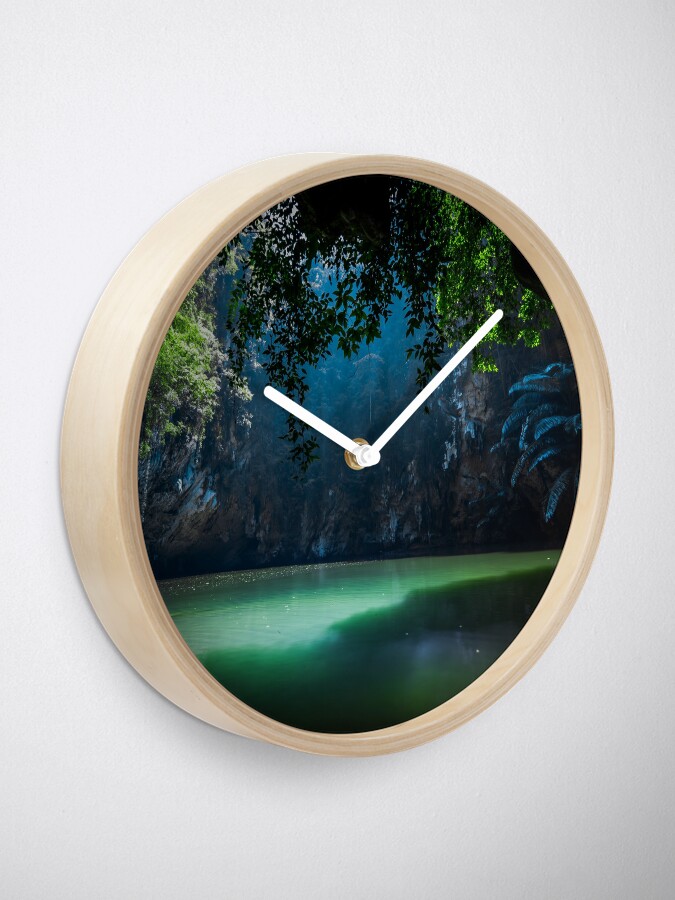 Alternate view of Lagoon Clock
