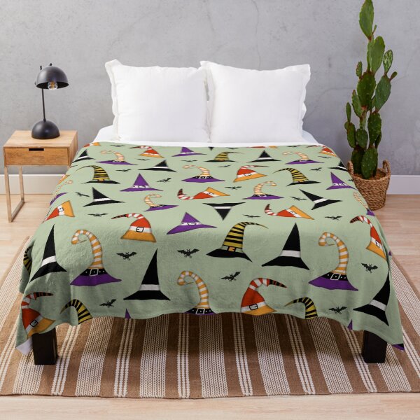 Aperçu de l'œuvre Halloween 2 créée et vendue par didemozberkartprints.