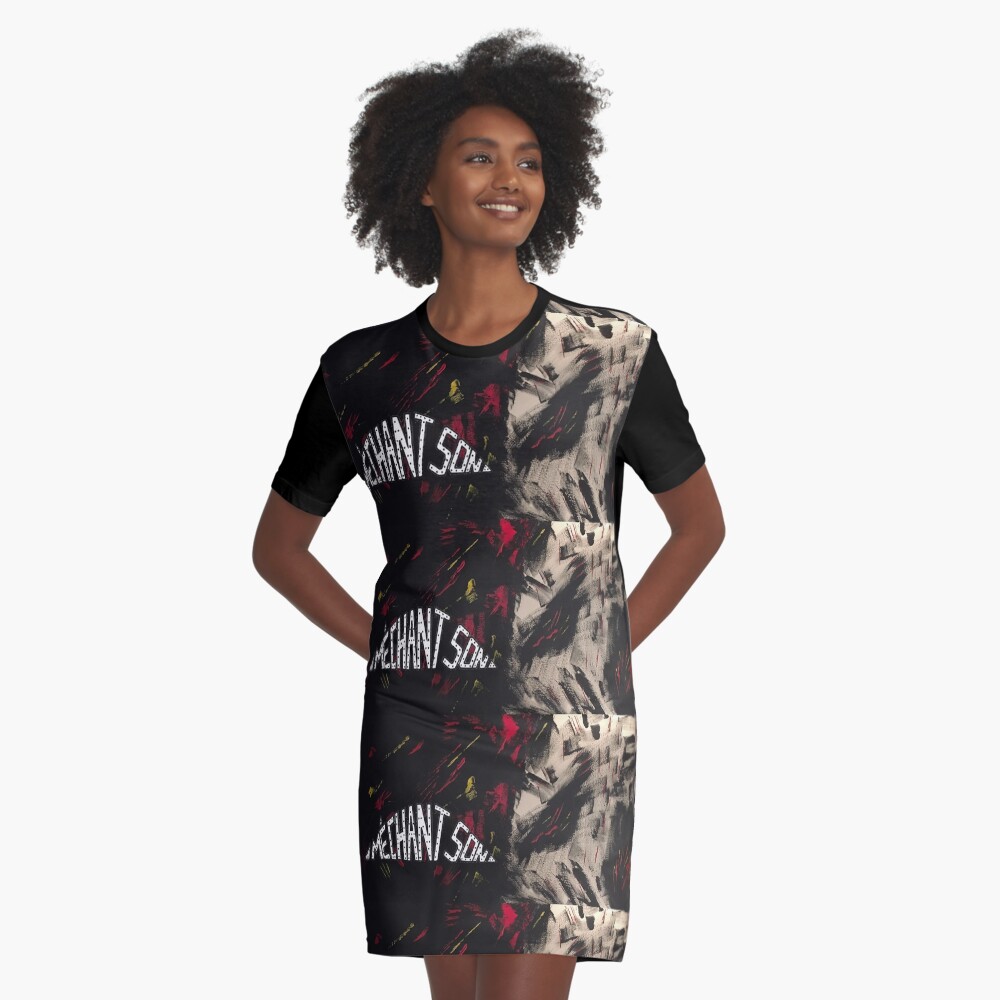 Aperçu de l'œuvre Robe t-shirt créée et vendue par martinb1962.