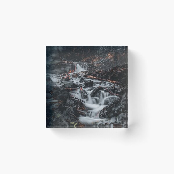 Artikelvorschau, Whispers of the Woods: Geheimnisse einer Kaskade V4 entworfen und verkauft von Family Journey with God.