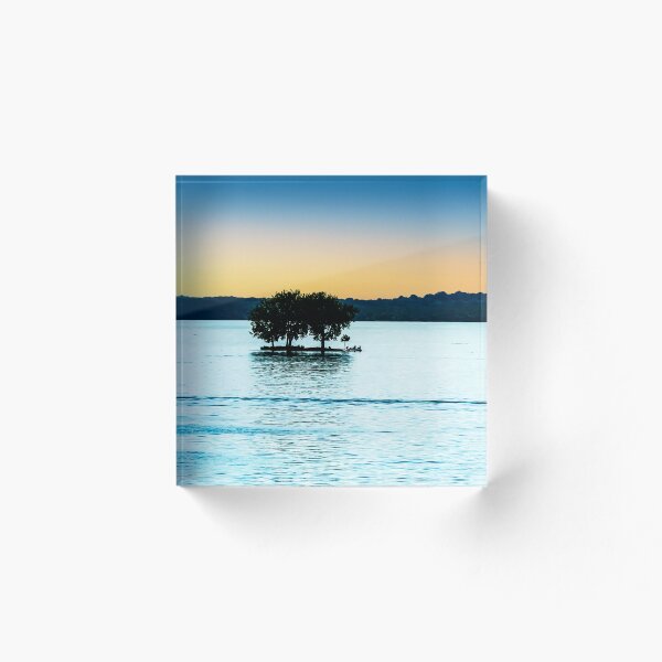 Artikelvorschau, Insel in der Sonne entworfen und verkauft von Sharron Demarest.