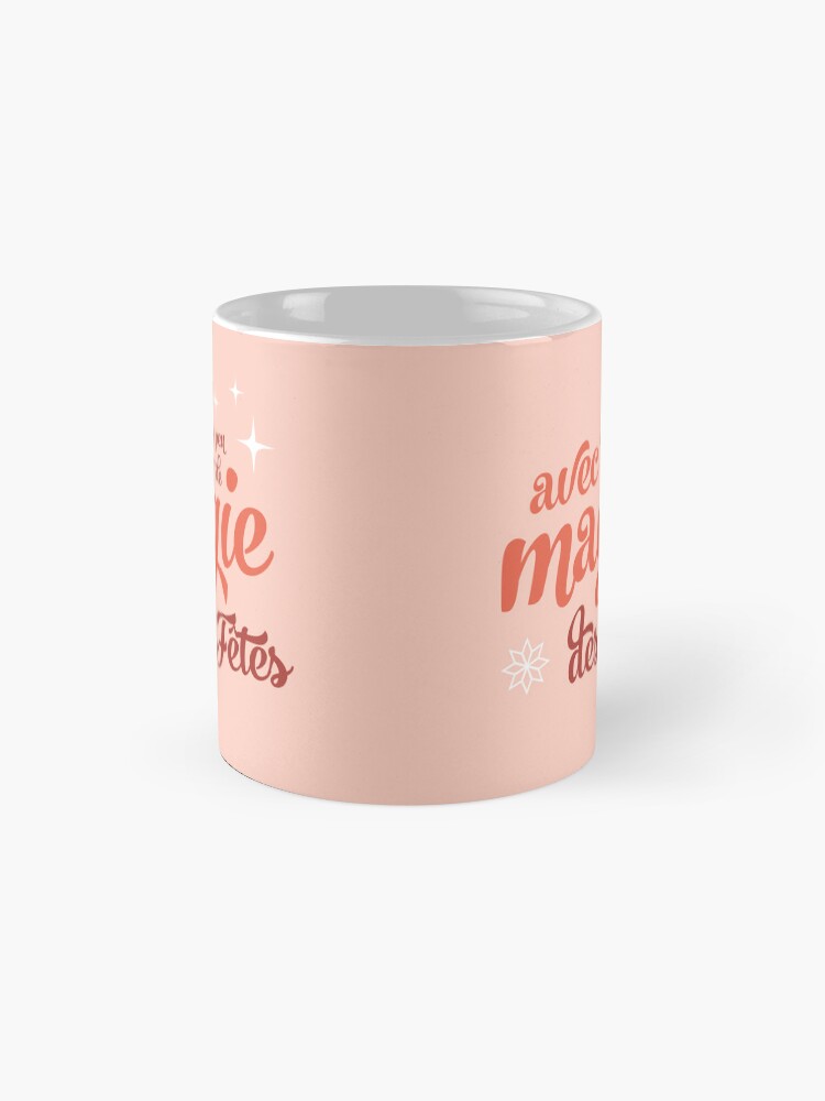 Aperçu 4 sur 6. Mug à café avec l'œuvre avec un peu de magie des Fêtes créée et vendue par Émilie avec magie.