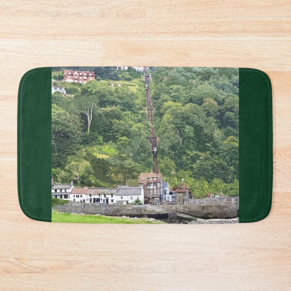 Artikelvorschau, Lynton Lynmouth North Devon Cliff Railway Reisestandortplakat entworfen und verkauft von BarbaraGlebska.