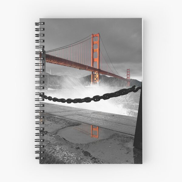 Artikelvorschau, Golden Gate Bridge Selektive Farbe entworfen und verkauft von BryanJollyPhoto.