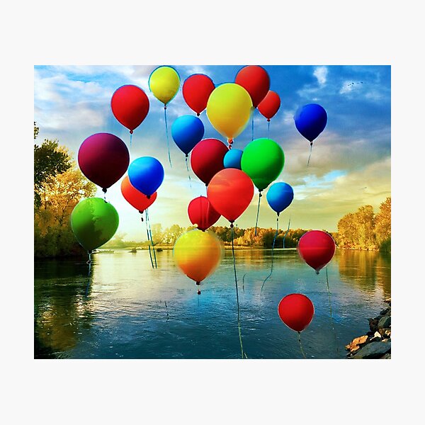 Artikelvorschau, Ballons über dem Fluss entworfen und verkauft von Helios Be. Lavsh.