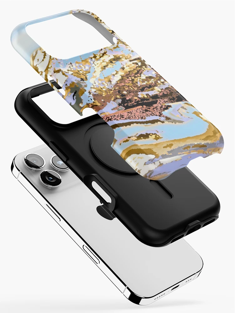 Aperçu 2 sur 4. Coque iPhone avec l'œuvre Shells Shells Shells créée et vendue par Overthetopsm.