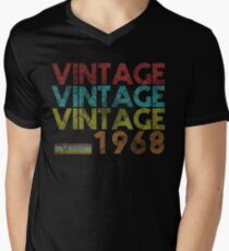 Vintage 1968- 50 Years Old 50th Birthday 60s Gift T-shirt Men's V-Neck T-Shirt