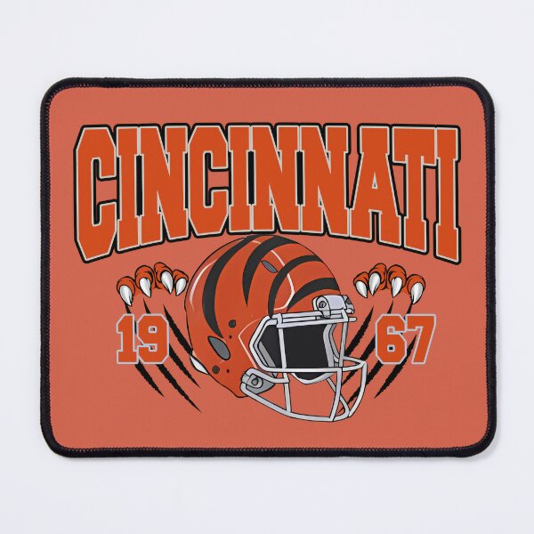 Vintage Football - Cincinnati Bengals (Orange Bengals Wordmark) -  Cincinnati Bengals - Crewneck Sweatshirt