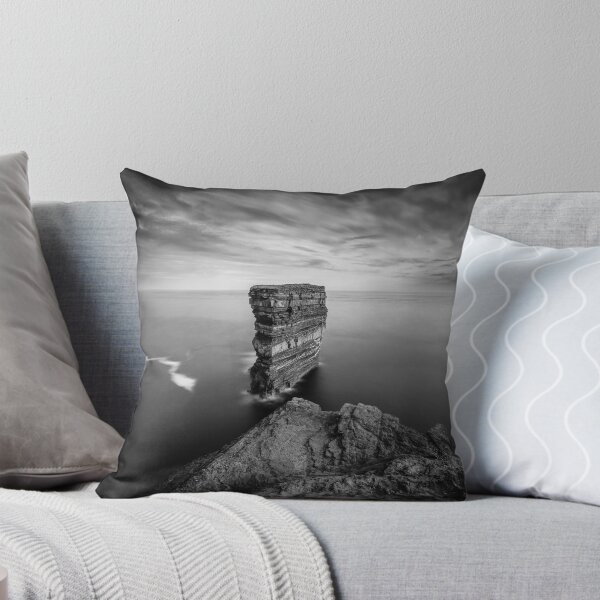 Aperçu de l'œuvre Dun Briste, Downpatrick Head, Irlande créée et vendue par RYSZARD LOMNICKI.