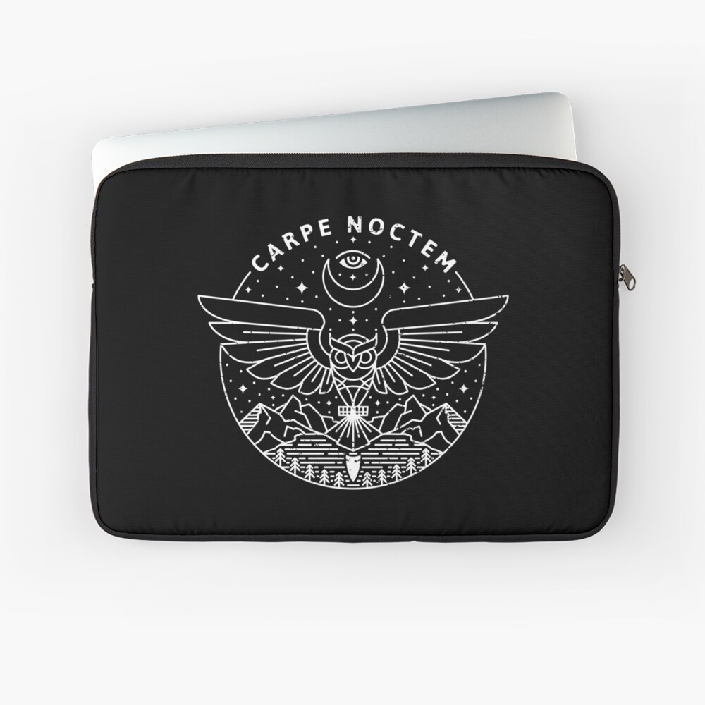 Carpe Noctem / White Laptop Sleeve