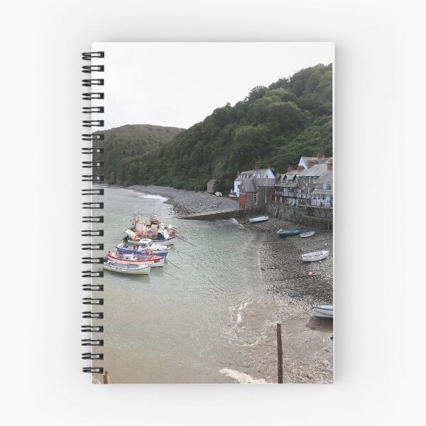 Artikelvorschau, Clovelly Panorama, Nord-Devon, England entworfen und verkauft von Paul Thompson Photography.