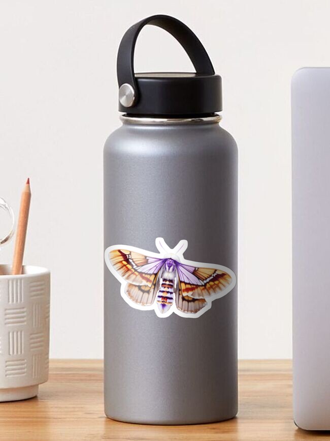 Imagen 1 de 3, Pegatina con la obra Violet Moth - Purple Flyer, diseñada y vendida por RivenWaters.