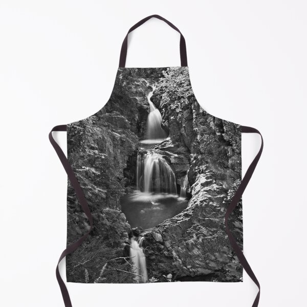 Item preview, The Buluvaru falls in b&w designed and sold by Hercules Milas.