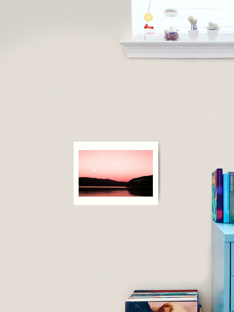 Thumbnail 2 von 3, Kunstdruck, Morning Moon designt und verkauft von Rosh.
