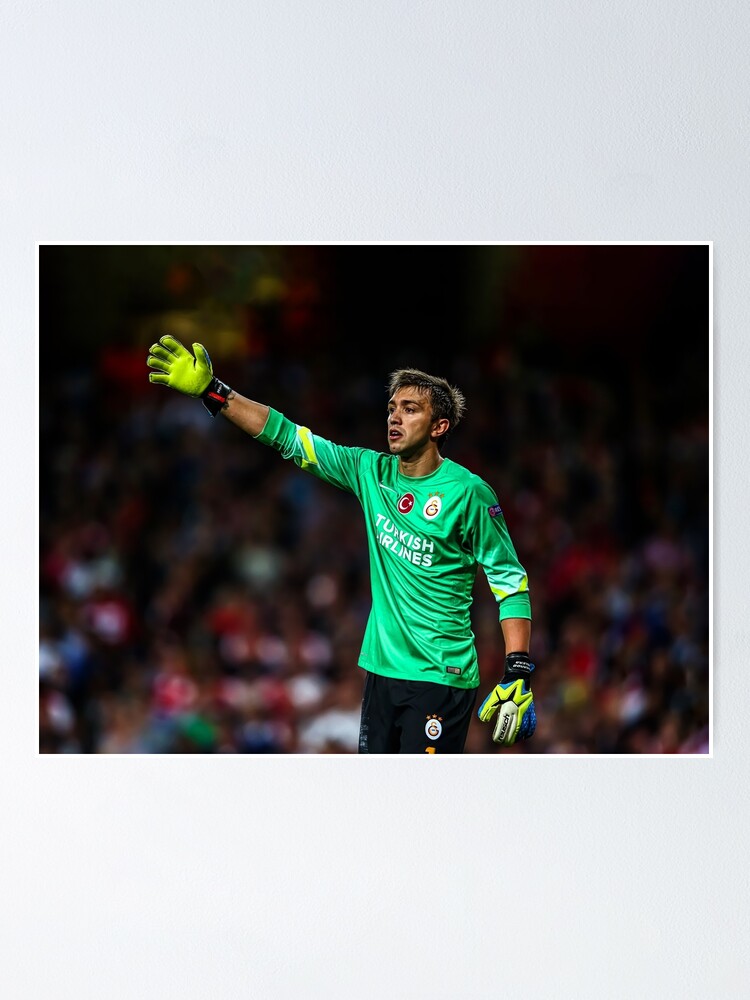 Poster for Sale mit Galatasaray – Fernando Muslera von NordKing07