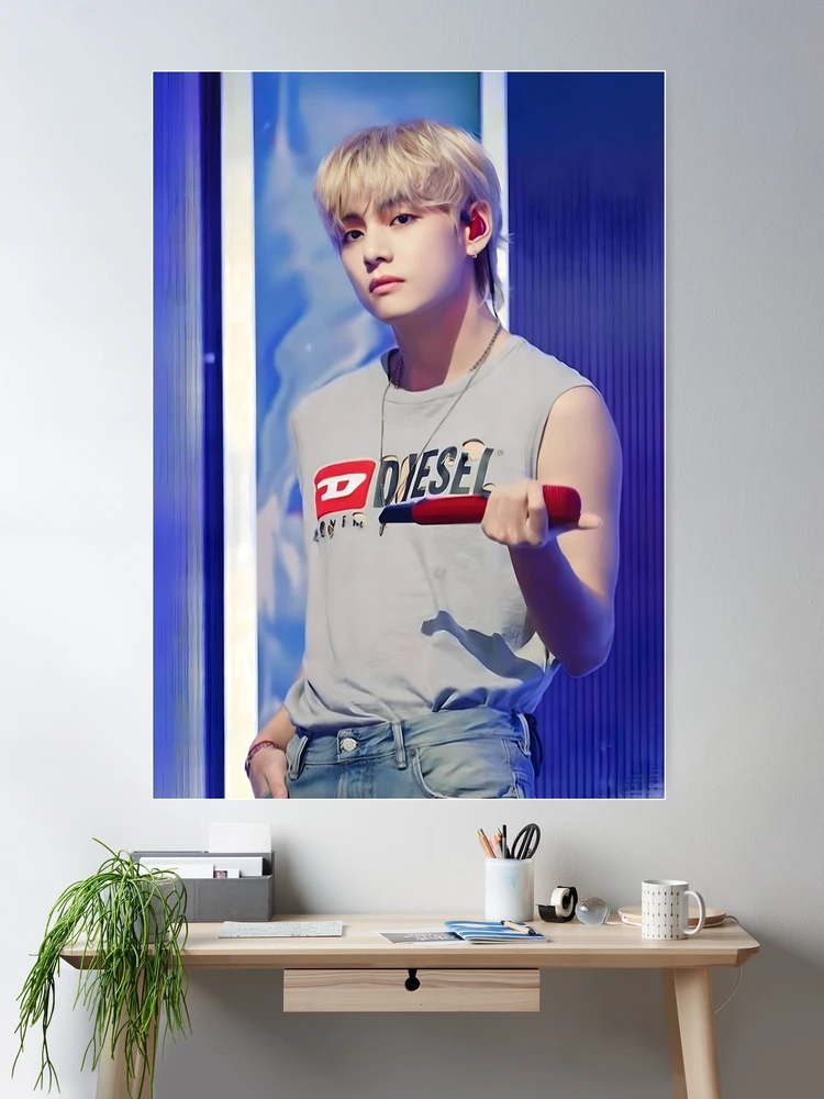 Kim Taehyung bts v concert layover