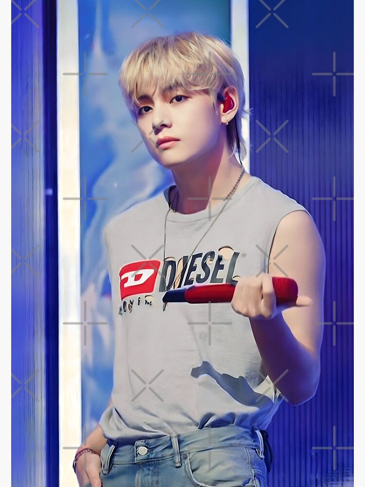 Kim Taehyung bts v concert layover