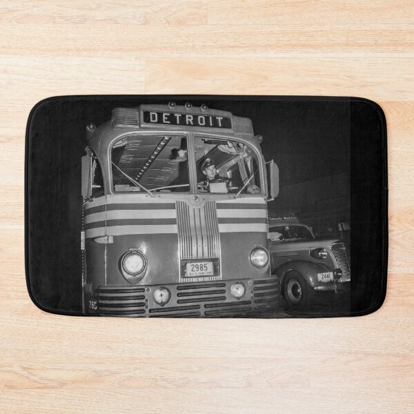 Item preview, Viajes en autobús interestatal en Estados Unidos 1943 designed and sold by Daniel Hagerman.