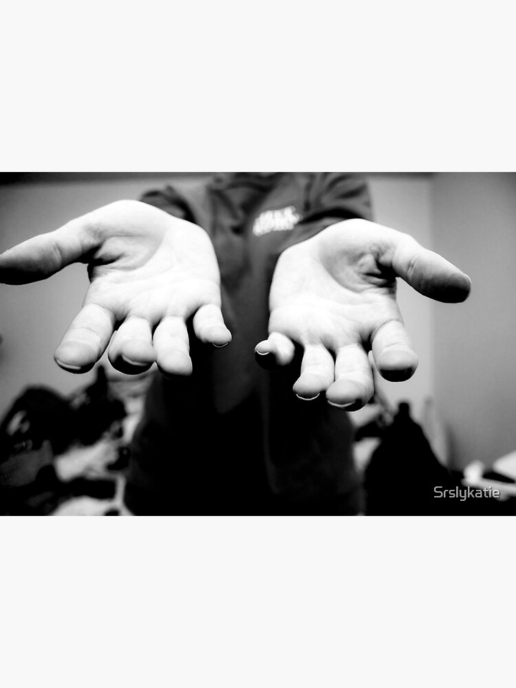 The Hands That File by Srslykatie