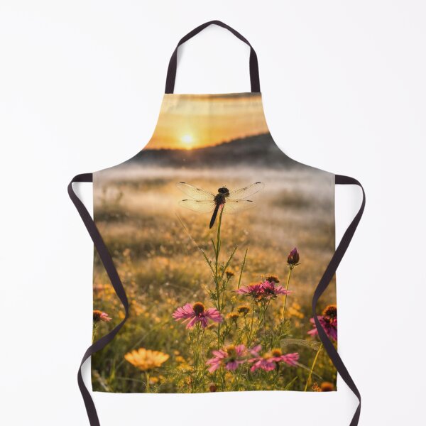 Artikelvorschau, Dragonfly Meadow Sunrise  entworfen und verkauft von Glenburn Graphics.