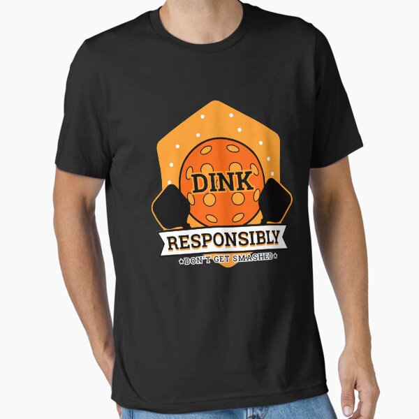 Vista previa del artículo con la obra «Beber con responsabilidad | Regalos de Pickleball | Ropa de Pickleball | Papá de Pickleball | Abuelo de Pickleball | Dichos de Pickleball | Regalos de Pickleball para hombres | Regalos de Pickleball para mujeres | Mamá de Pickleball», diseñado y vendido por Kreature Look.