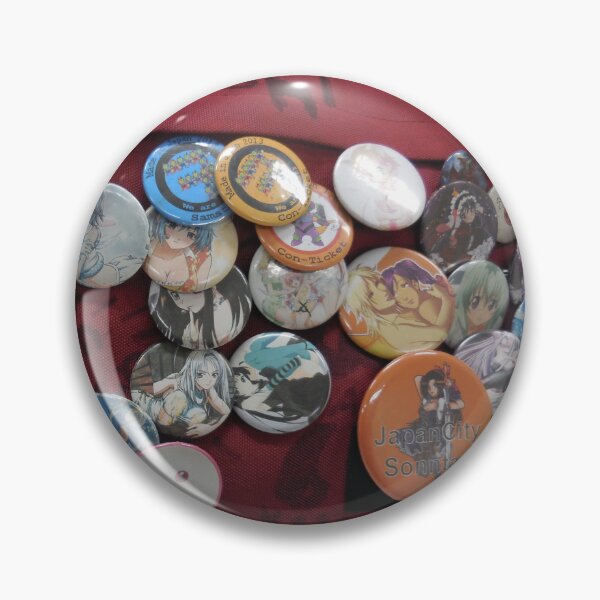 Item preview, buttons designed and sold by ToboshiKorisaki.