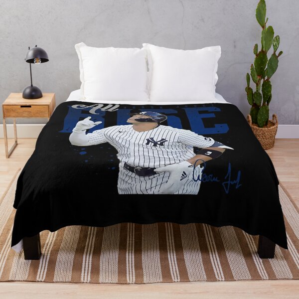 Aaron Judge Vintage T-shirt - Trends Bedding