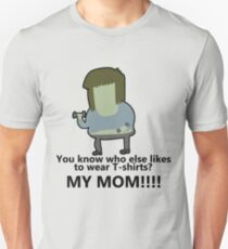 You know who else likes to wear T-shirts? - Muscle Man | Regular Show Unisex T-Shirt