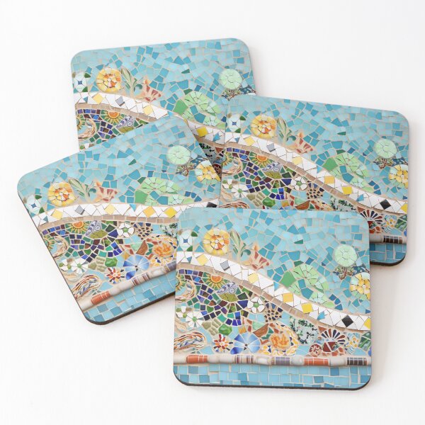 Aperçu de l'œuvre Art mosaïque Barselona trencadis vert et bleu | Mosaïque colorée de Barselona | Mosaïque trencadis de Gaudi | À la manière de Gaudi | Art du parc Guell de Barcelone créée et vendue par LolioGifts.