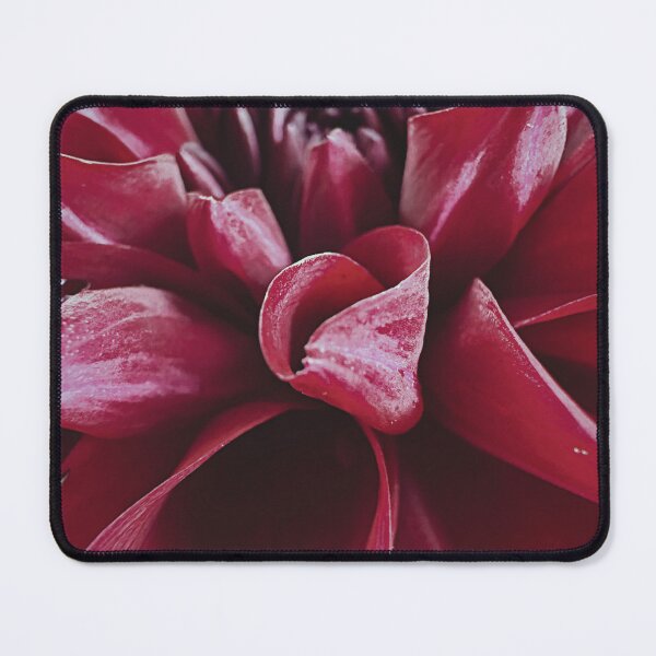 Item preview, red pattern designed and sold by Julia Kovtunyak.