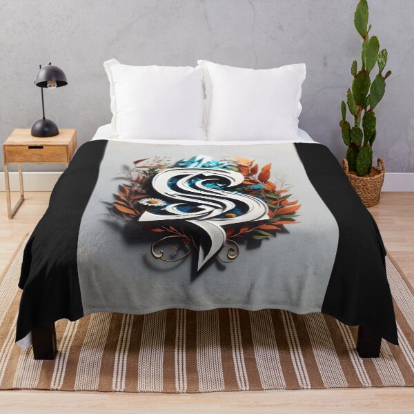 Item preview, luxury logo designed and sold by InnovaDigital.