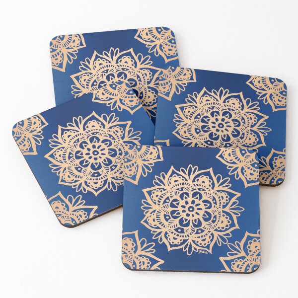 Artikelvorschau, Blau und Gold Mandala entworfen und verkauft von Julie Erin Designs.