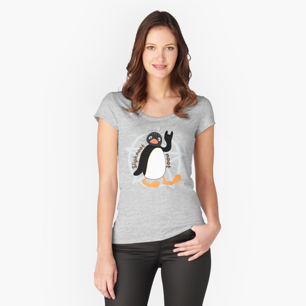 Vista previa del artículo con la obra «Camiseta entallada de cuello ancho», diseñado y vendido por GummiesCo.