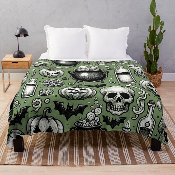 Artikelvorschau, Spooky Halloween Pattern - Embrace the Eerie entworfen und verkauft von The-Library.