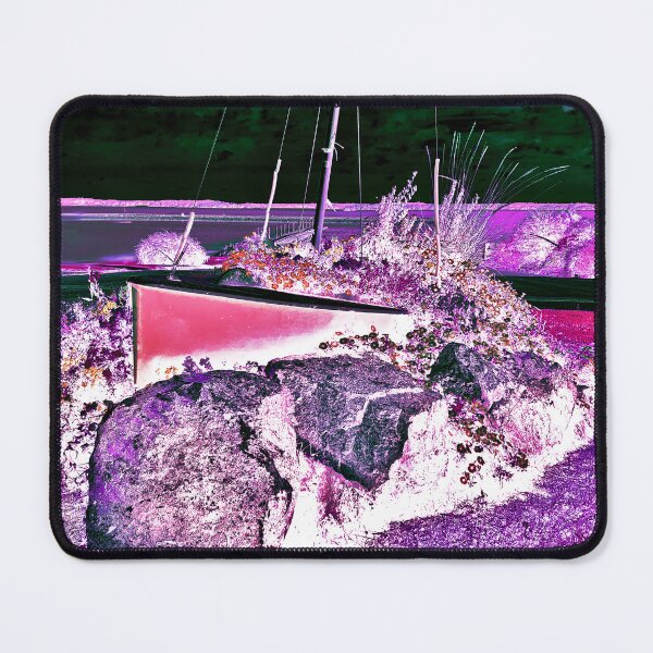 Item preview, boat stranded on the lake designed and sold by Gabriel BOCQUAIRE.
