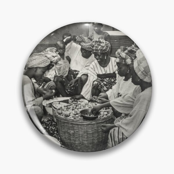 Artikelvorschau, Nigerianische Mode der 1940er Jahre entworfen und verkauft von lobodelnoir.